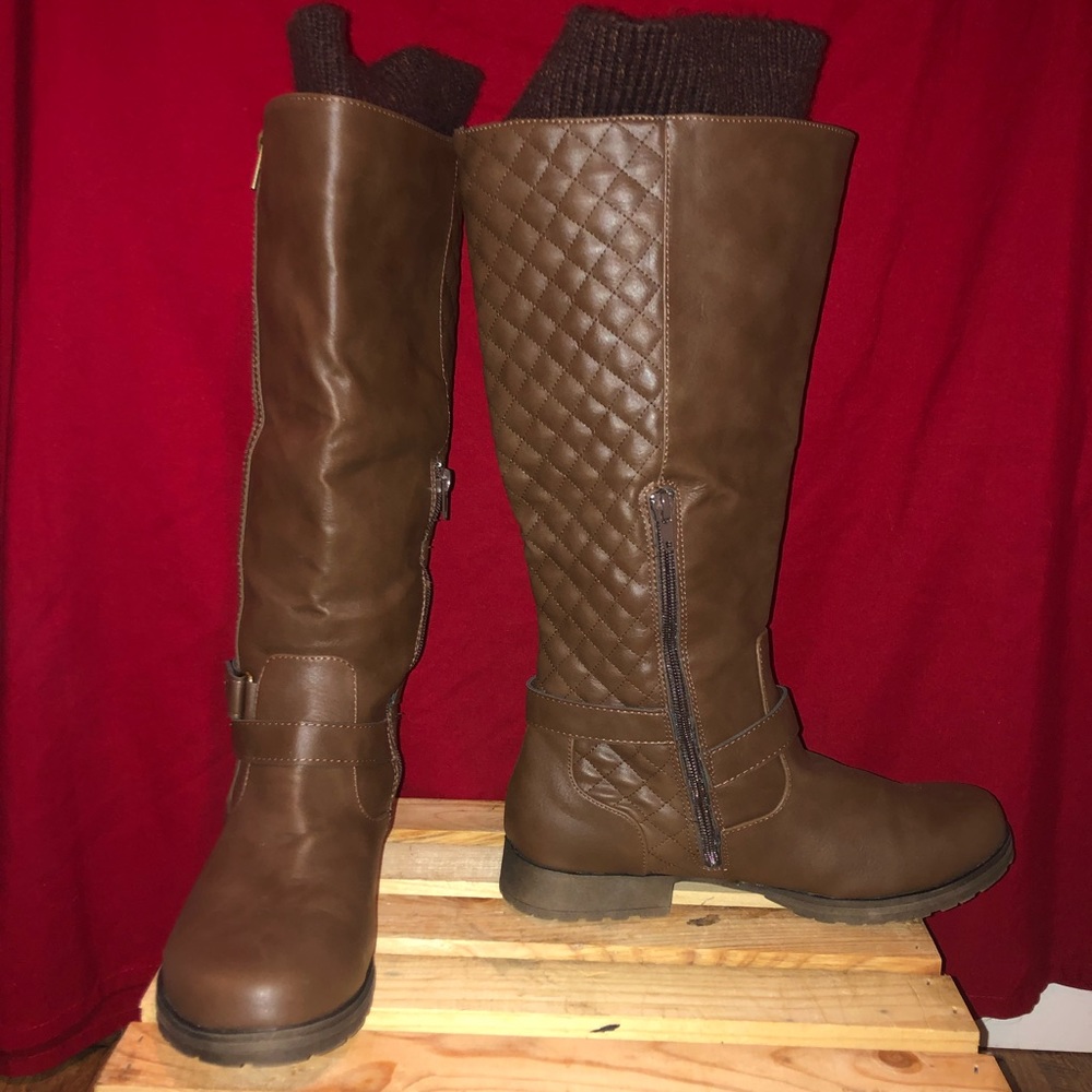 Leather boots
